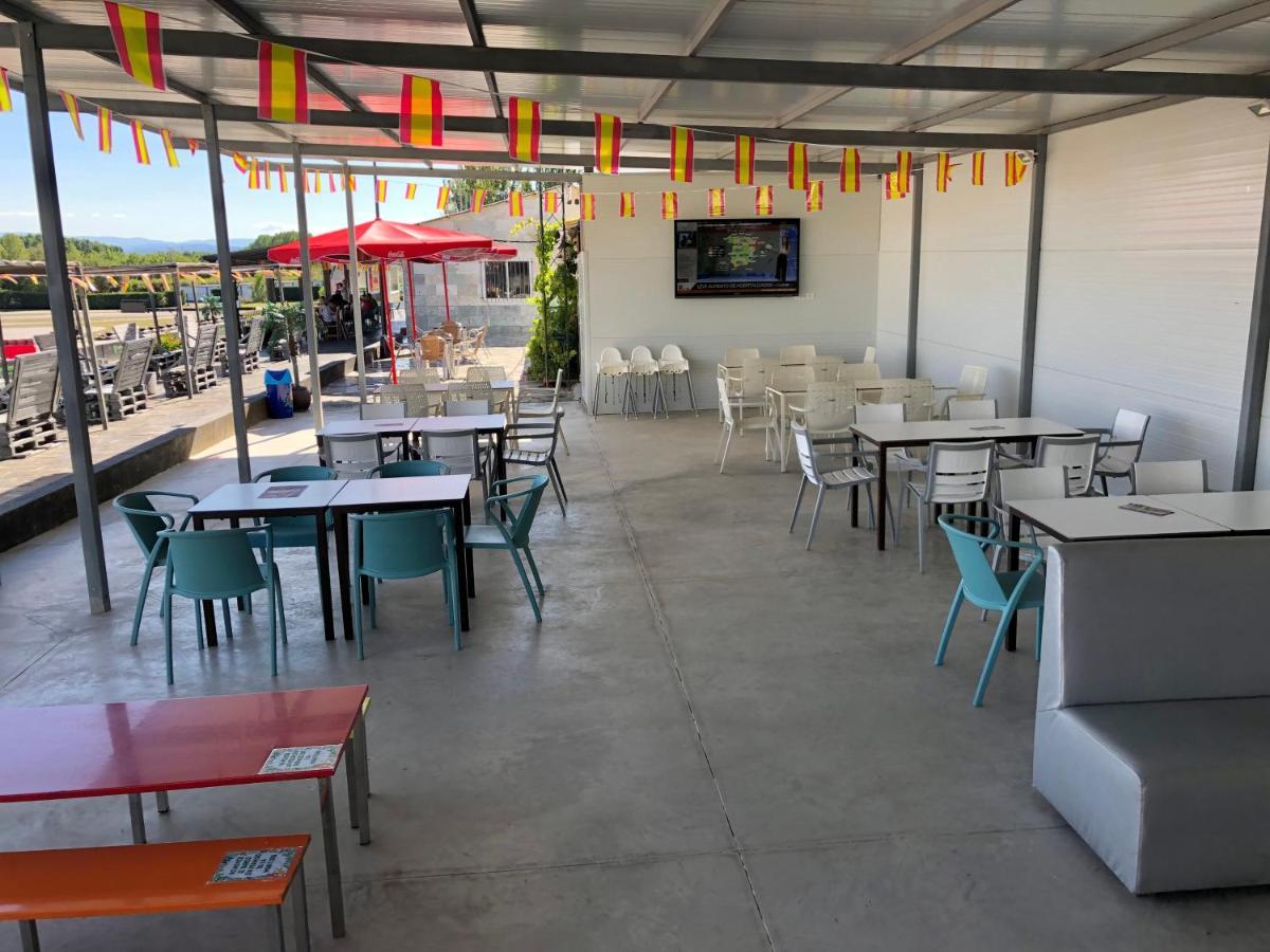 La Villa Del Karting El Teso Bagian luar foto