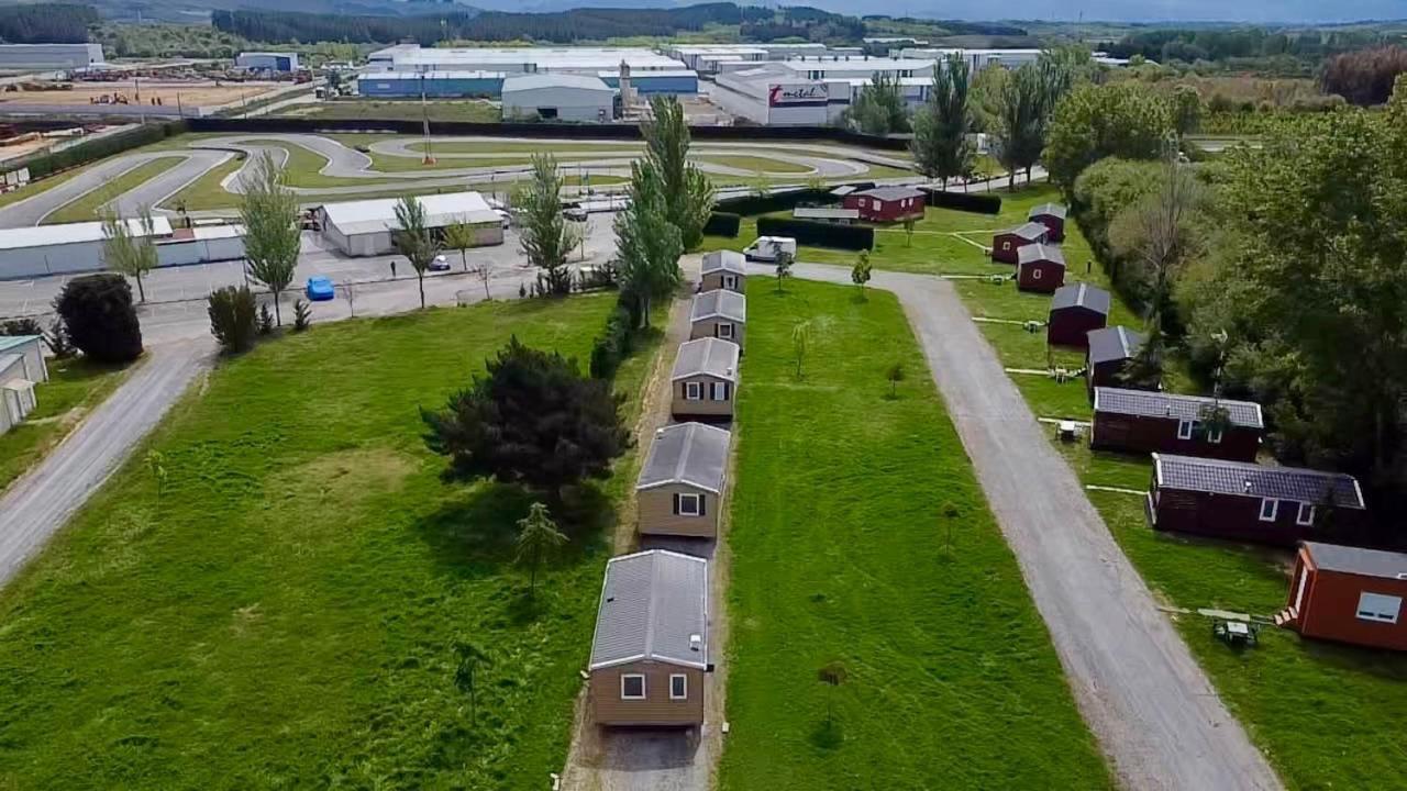 La Villa Del Karting El Teso Bagian luar foto
